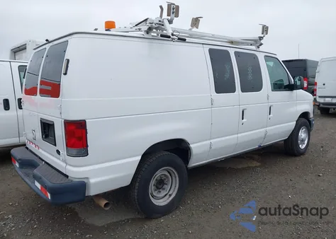 2011 Ford E-250 Commercial z USA, uszkodzony, nr VIN 1FTNE2EL8BDB37074